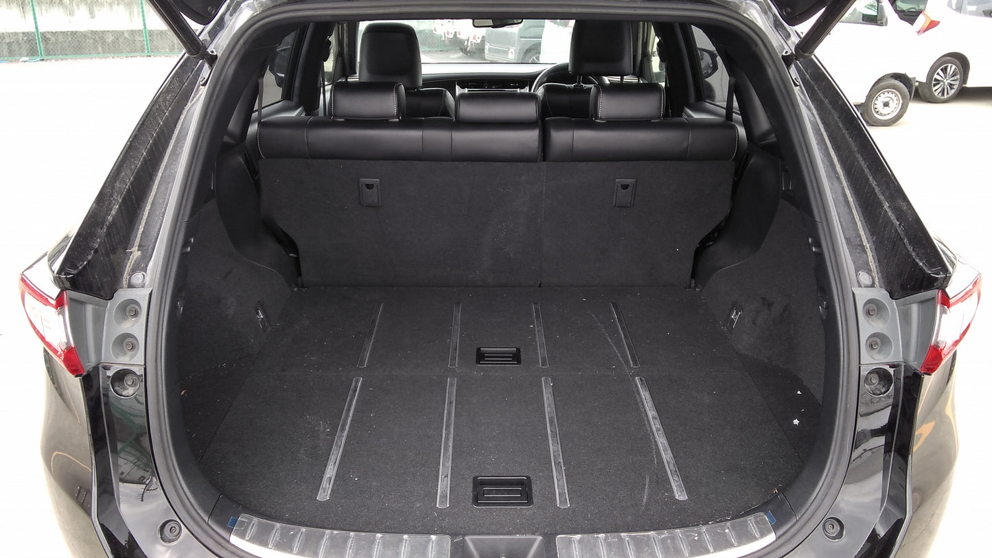 765. Toyota Harrier Premium 2019