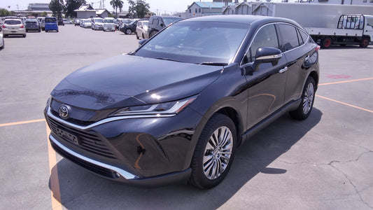 817. Toyota Harrier Z 2020
