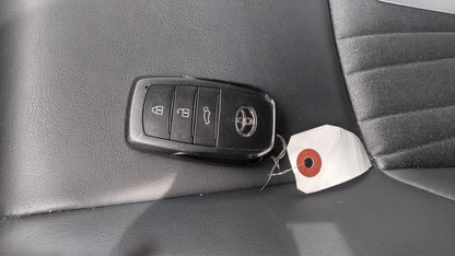 817. Toyota Harrier Z 2020