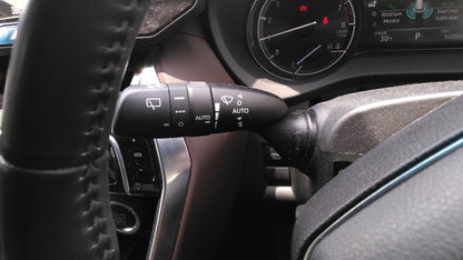 817. Toyota Harrier Z 2020