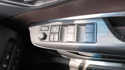 817. Toyota Harrier Z 2020