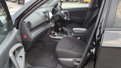824. Toyota Vanguard 240S S-PKG 2012