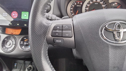 824. Toyota Vanguard 240S S-PKG 2012