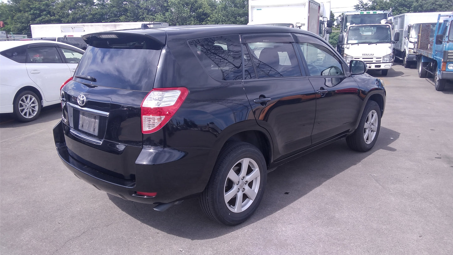 828. Toyota Vanguard 240S 2009