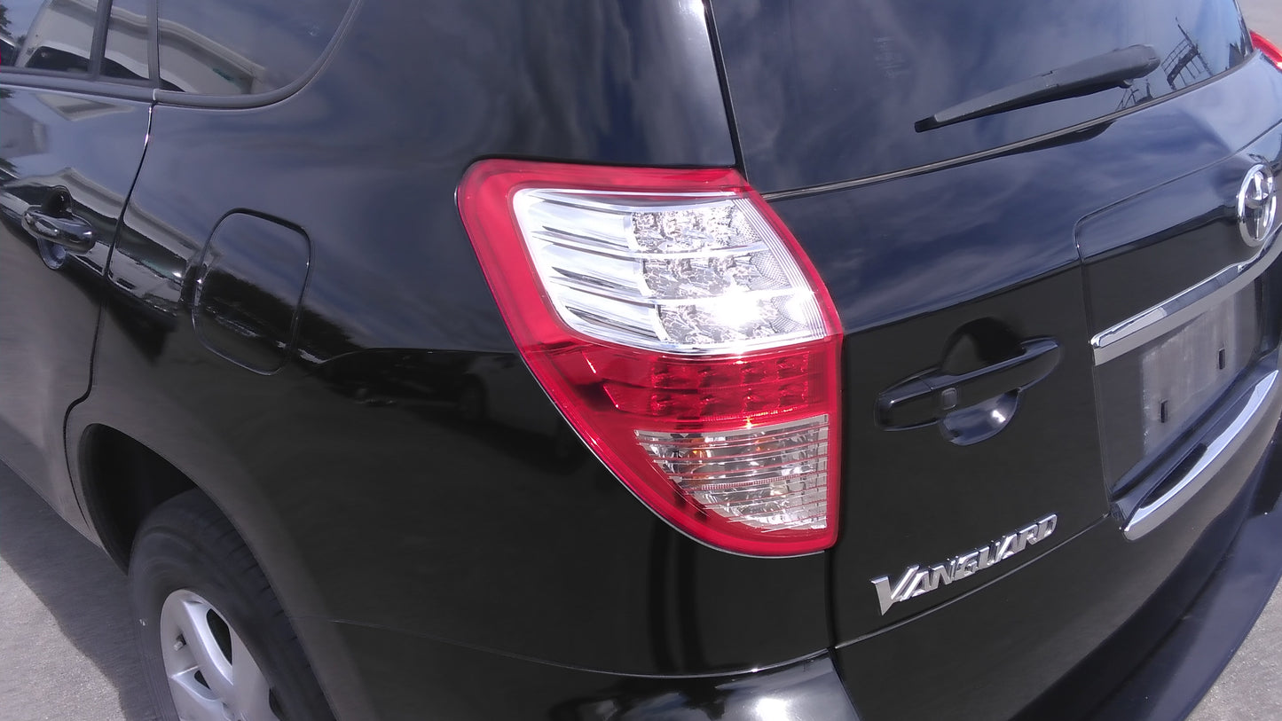 828. Toyota Vanguard 240S 2009