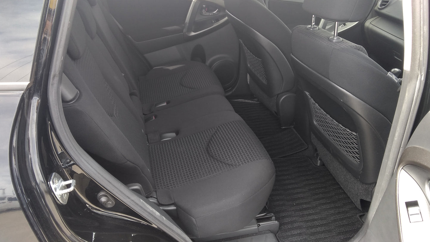 828. Toyota Vanguard 240S 2009