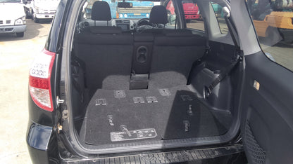 828. Toyota Vanguard 240S 2009