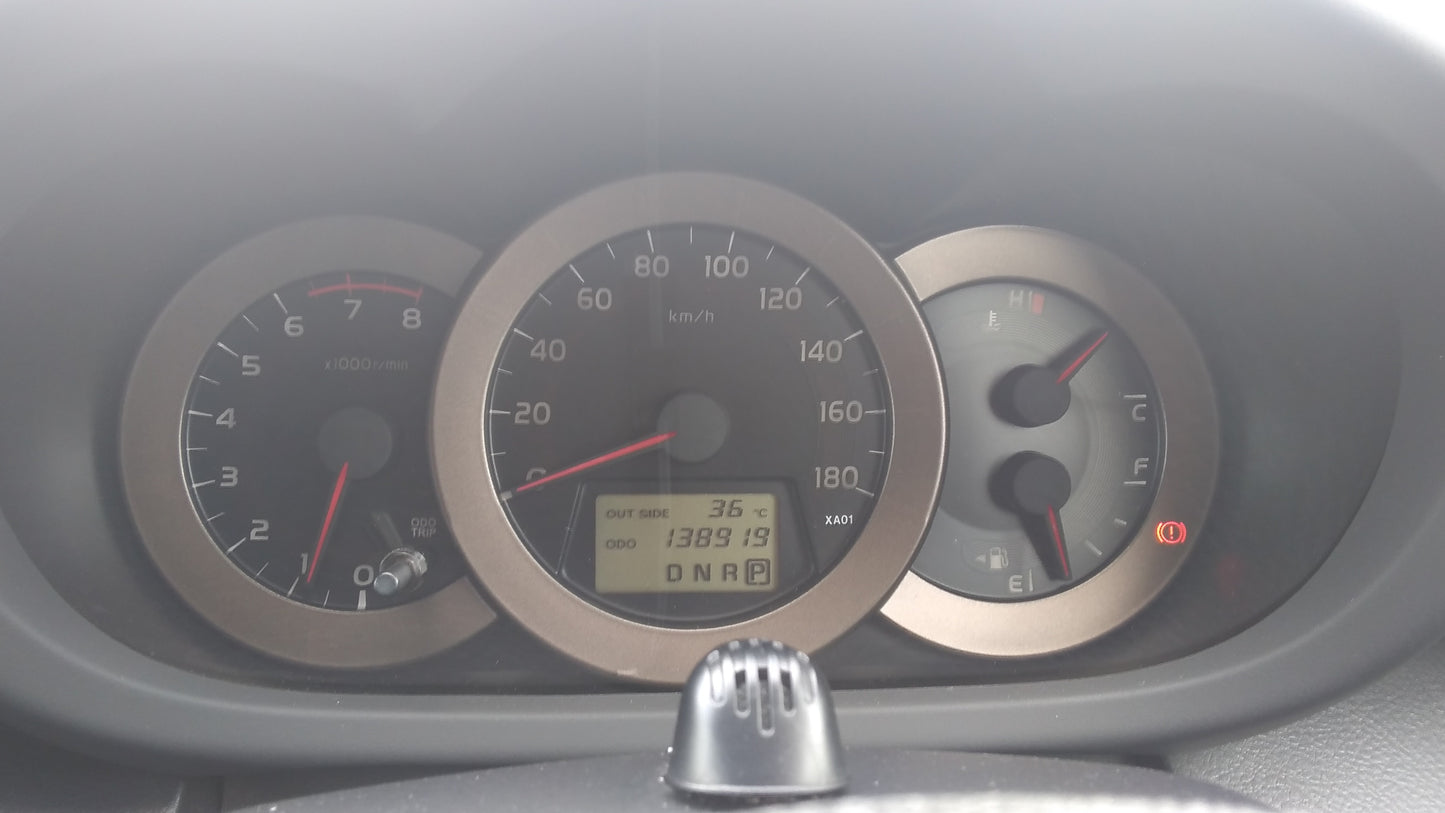 828. Toyota Vanguard 240S 2009