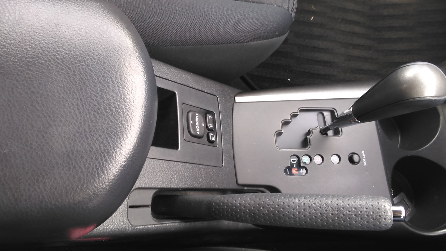 828. Toyota Vanguard 240S 2009