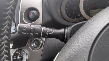 828. Toyota Vanguard 240S 2009
