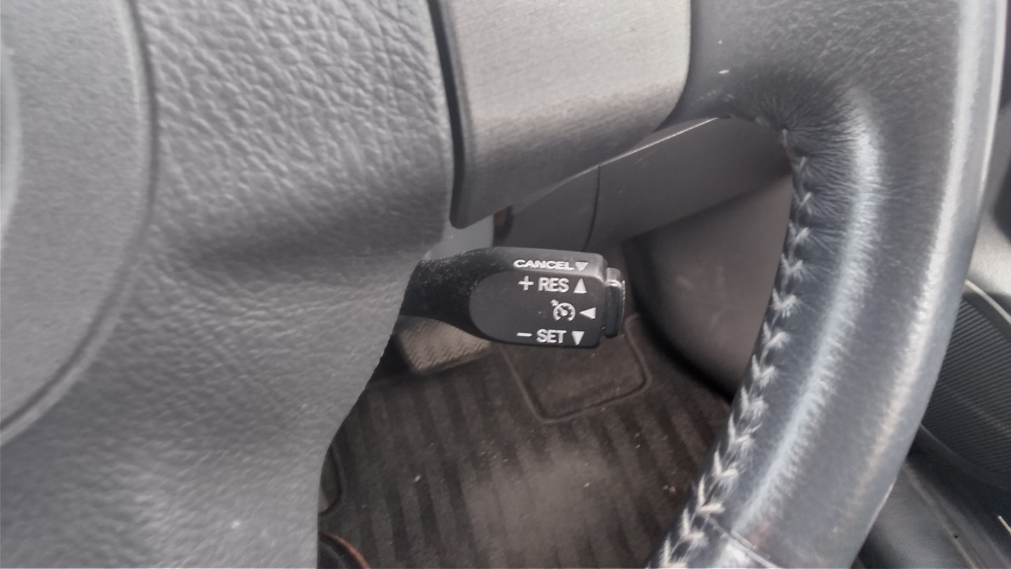 828. Toyota Vanguard 240S 2009