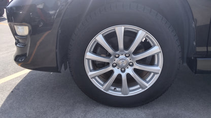 834. Toyota Harrier 240G 2009