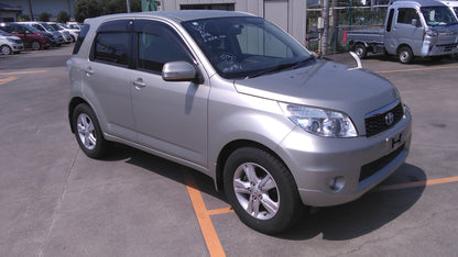 829. Toyota Rush  G 2010