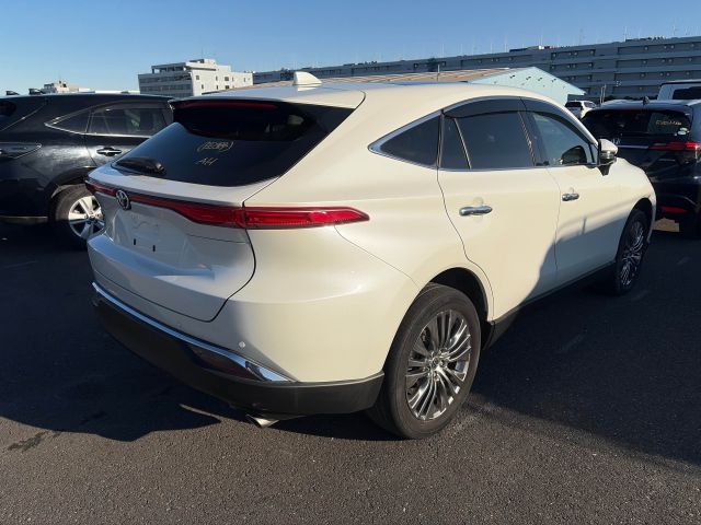 966 TOYOTA HARRIER Z Leather Package 2020 / Milage: 29,100 Km/brand new front tire