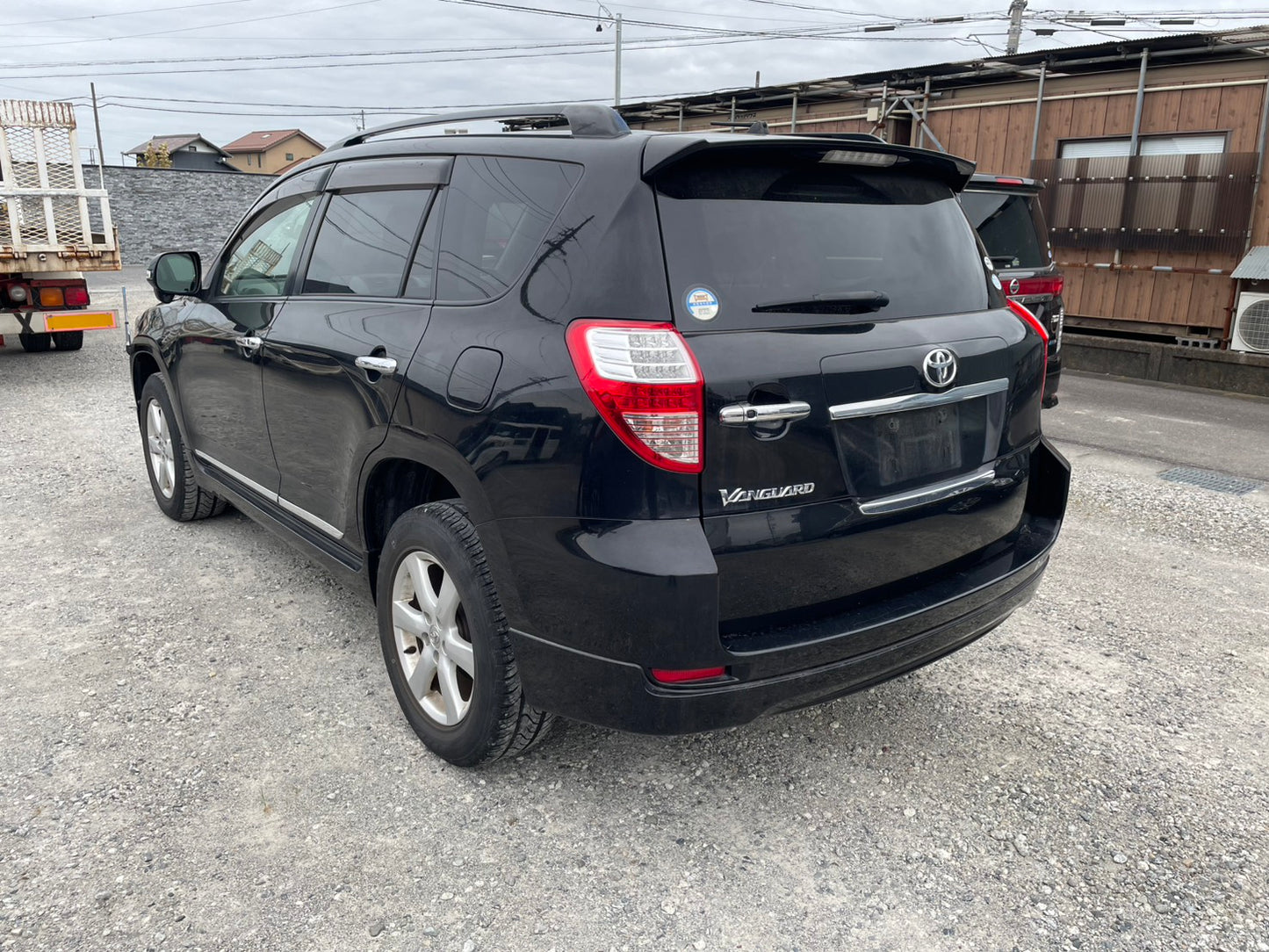 1066 TOYOTA VANGUARD 240S 2008 Milage: 86,233 Km