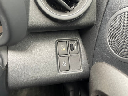 1066 TOYOTA VANGUARD 240S 2008 Milage: 86,233 Km