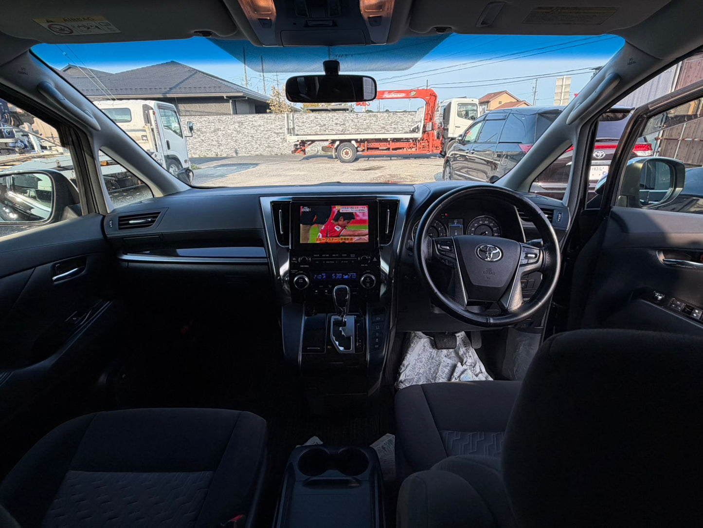 1067 TOYOTA ALPHARD S 2015 Milage: 116,543 Km
