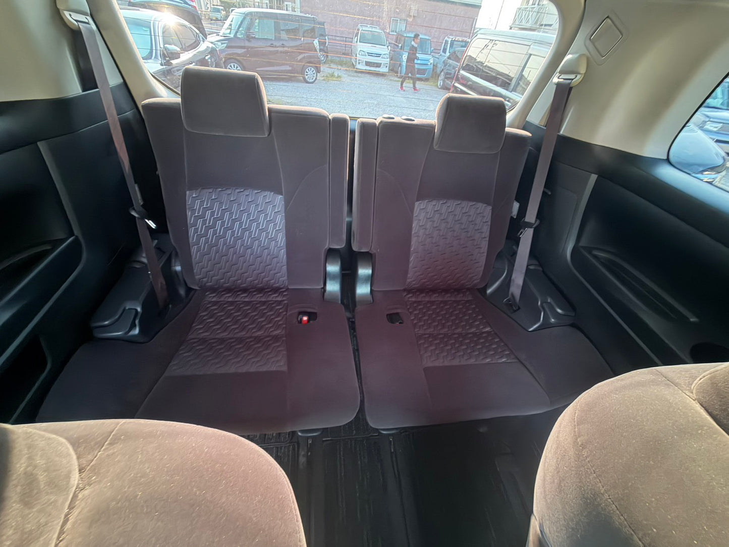 1067 TOYOTA ALPHARD S 2015 Milage: 116,543 Km