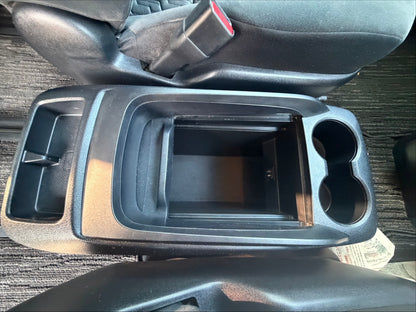 1067 TOYOTA ALPHARD S 2015 Milage: 116,543 Km