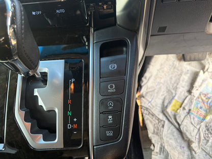 1067 TOYOTA ALPHARD S 2015 Milage: 116,543 Km