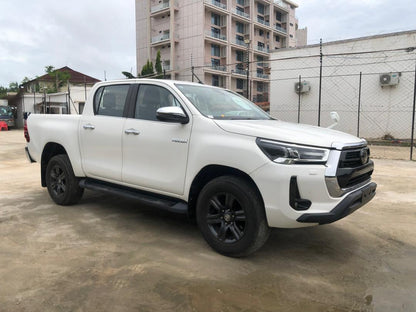 951. TOYOTA HILUX X 2020 / Milage: 66,462 Km