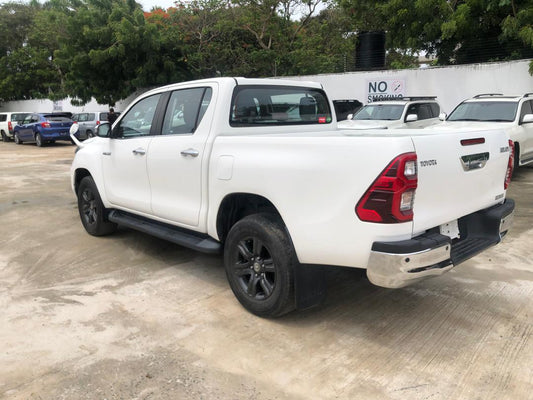 951. TOYOTA HILUX X 2020 / Milage: 66,462 Km