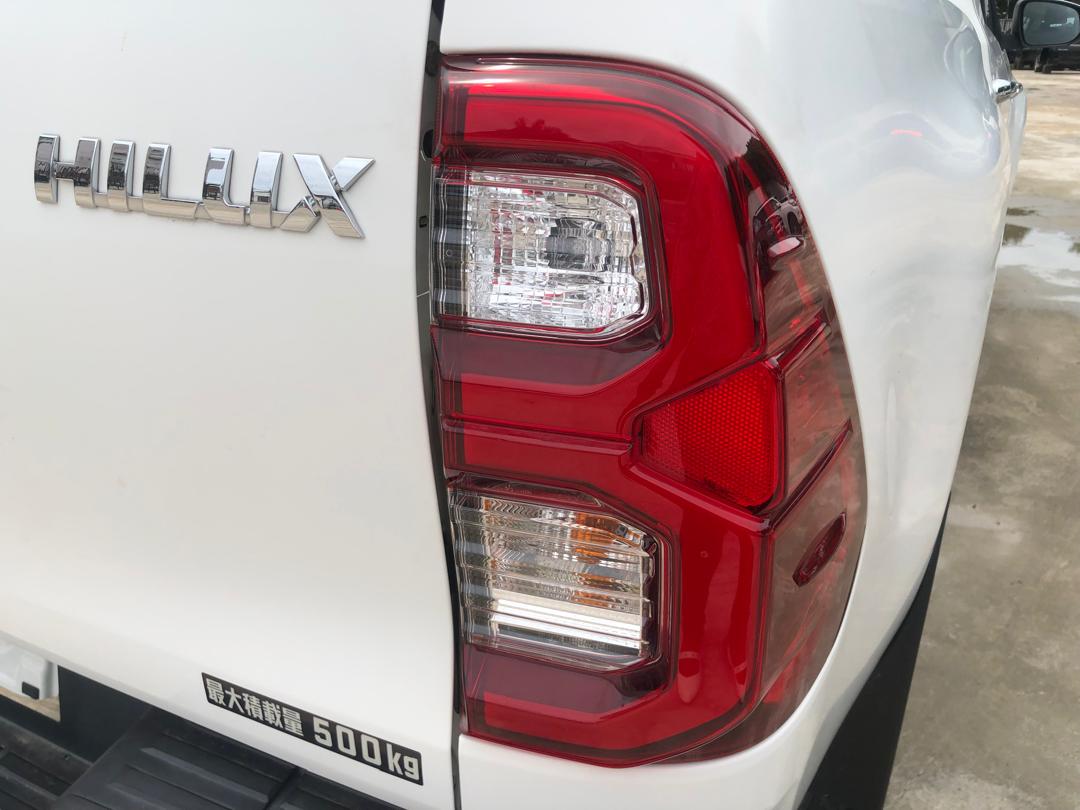 951. TOYOTA HILUX X 2020 / Milage: 66,462 Km