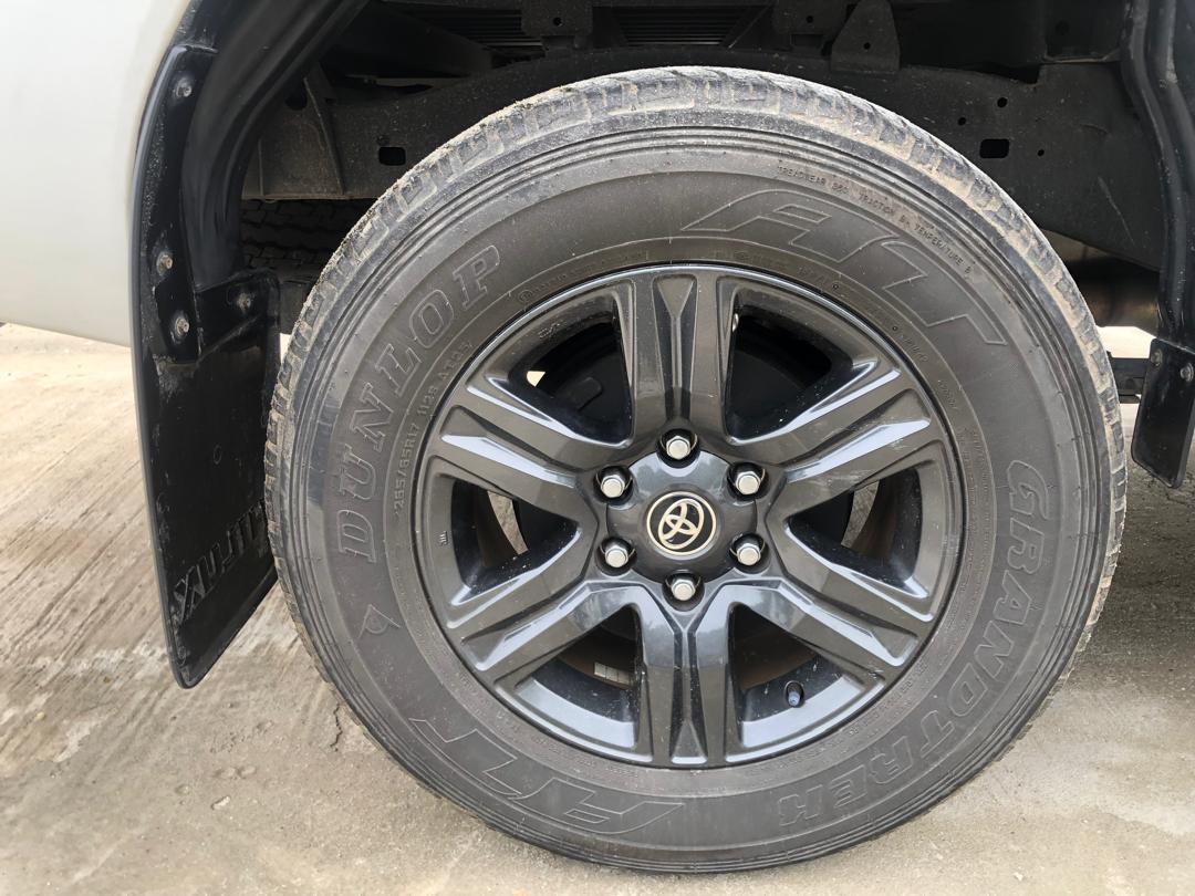 951. TOYOTA HILUX X 2020 / Milage: 66,462 Km