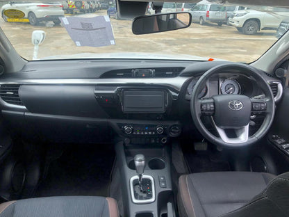 951. TOYOTA HILUX X 2020 / Milage: 66,462 Km