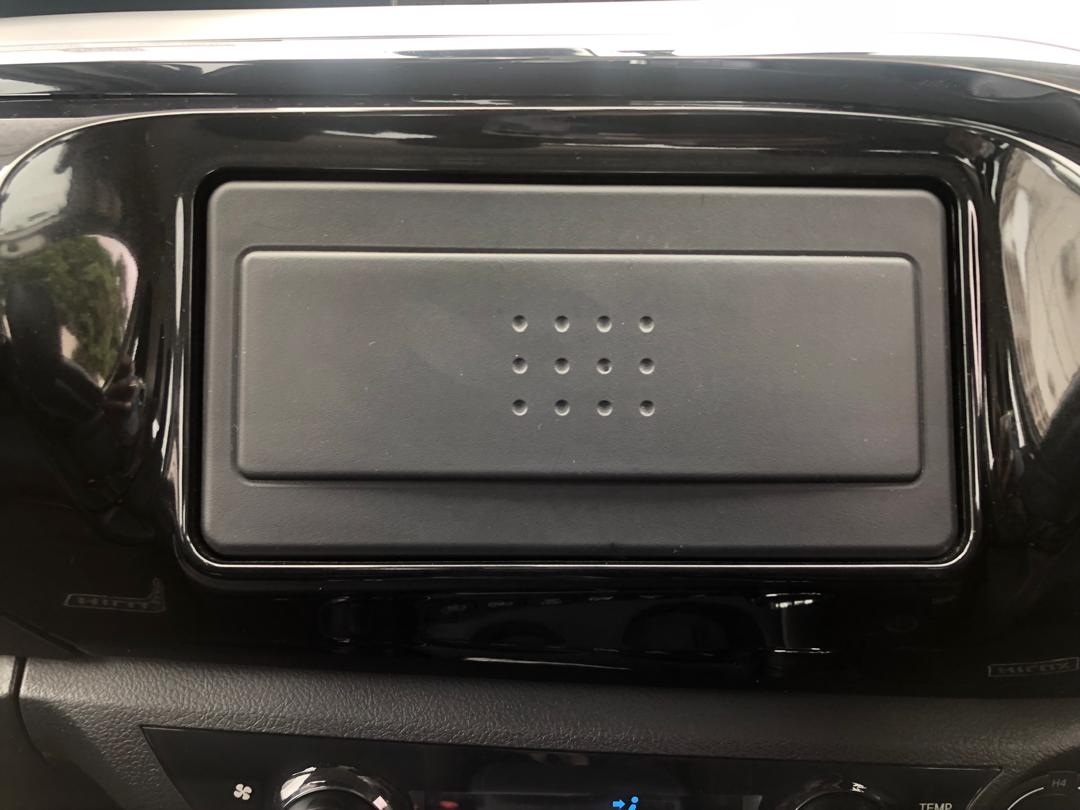 951. TOYOTA HILUX X 2020 / Milage: 66,462 Km