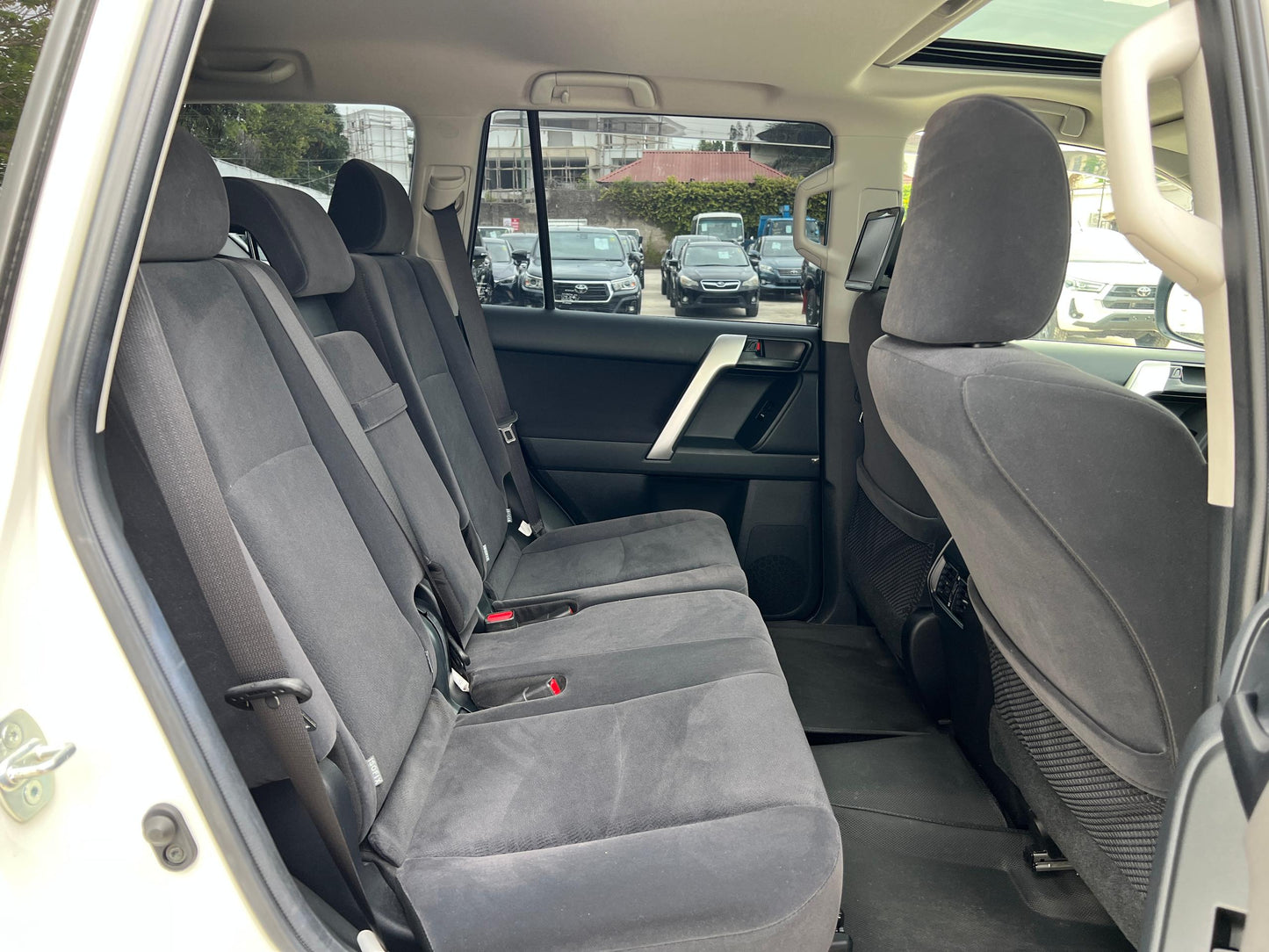956. TOYOTA LAND CRUSER PRADO TX 2018