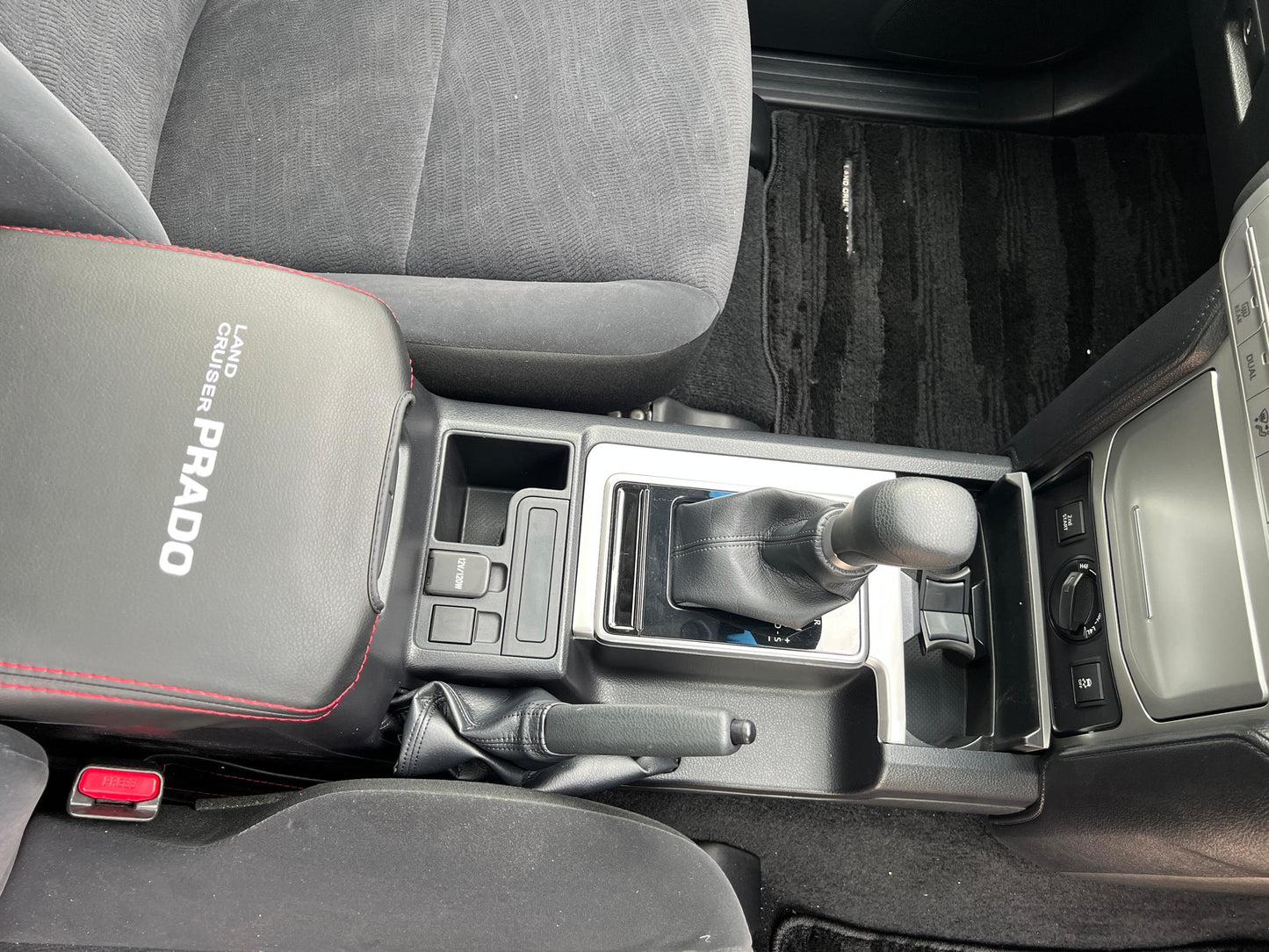 956. TOYOTA LAND CRUSER PRADO TX 2018
