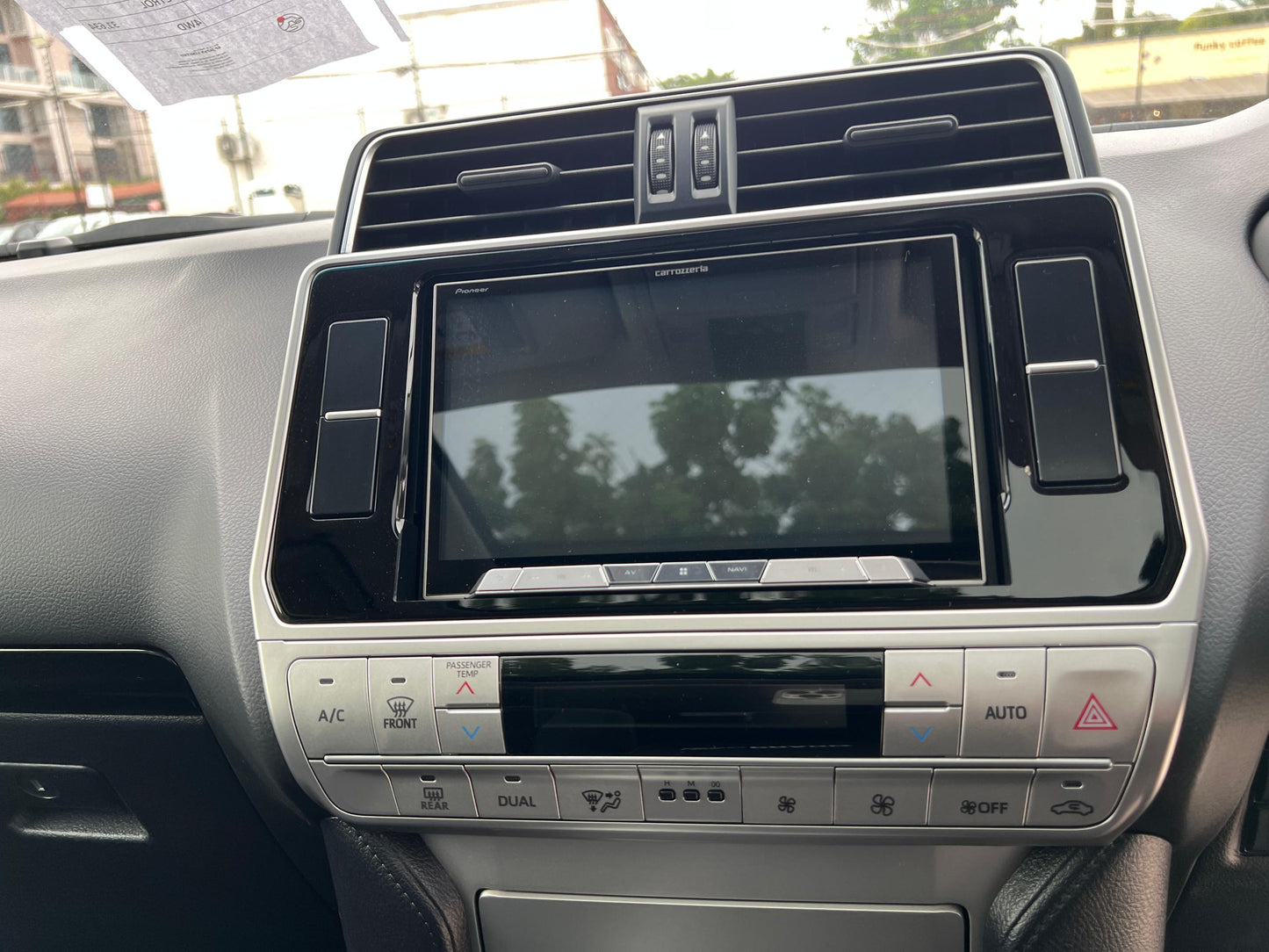 956. TOYOTA LAND CRUSER PRADO TX 2018