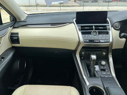 952. LEXUS NX300 late model version L White Leather package2019 / Milage: 48,240 Km
