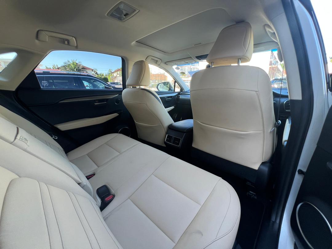 975. LEXUS NX 200t I-package 2016/Milage: 43,510 Km/lWhite leather