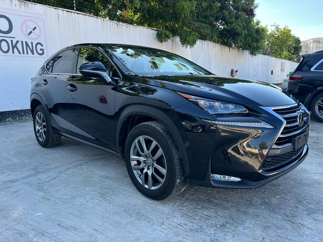 976. LEXUS NX 200t i-package 2016/Milage: 76,440 Km/low taxes car