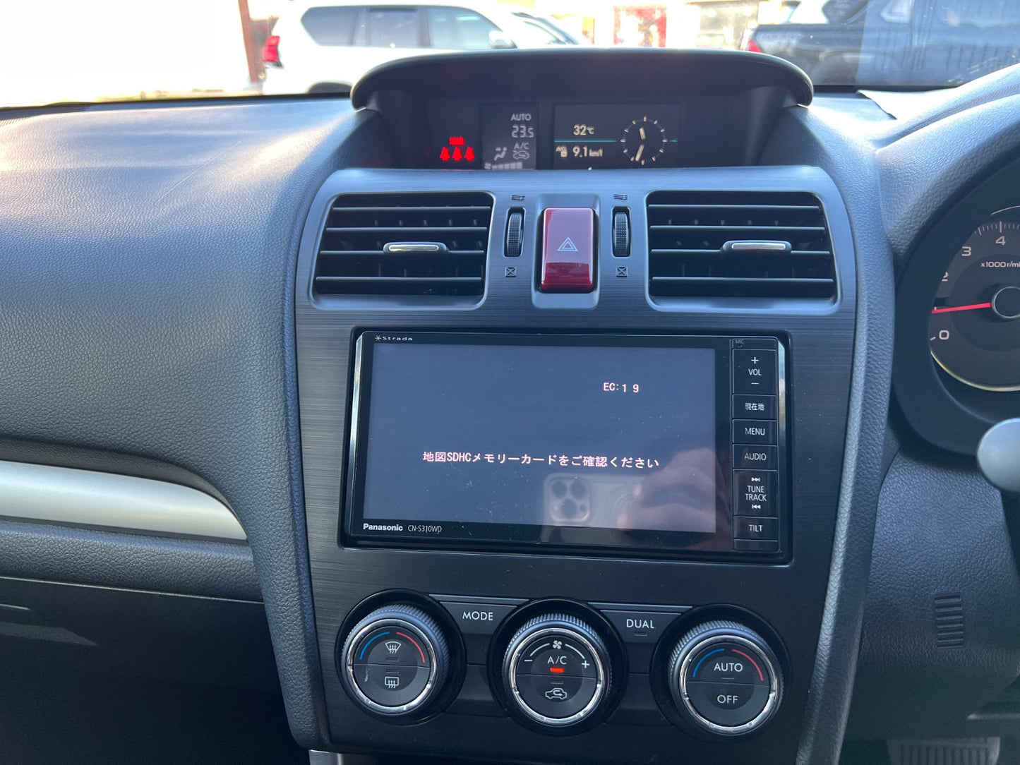 977. SUBARU FORESTER 2.0i-L EYE SIGHT 2013