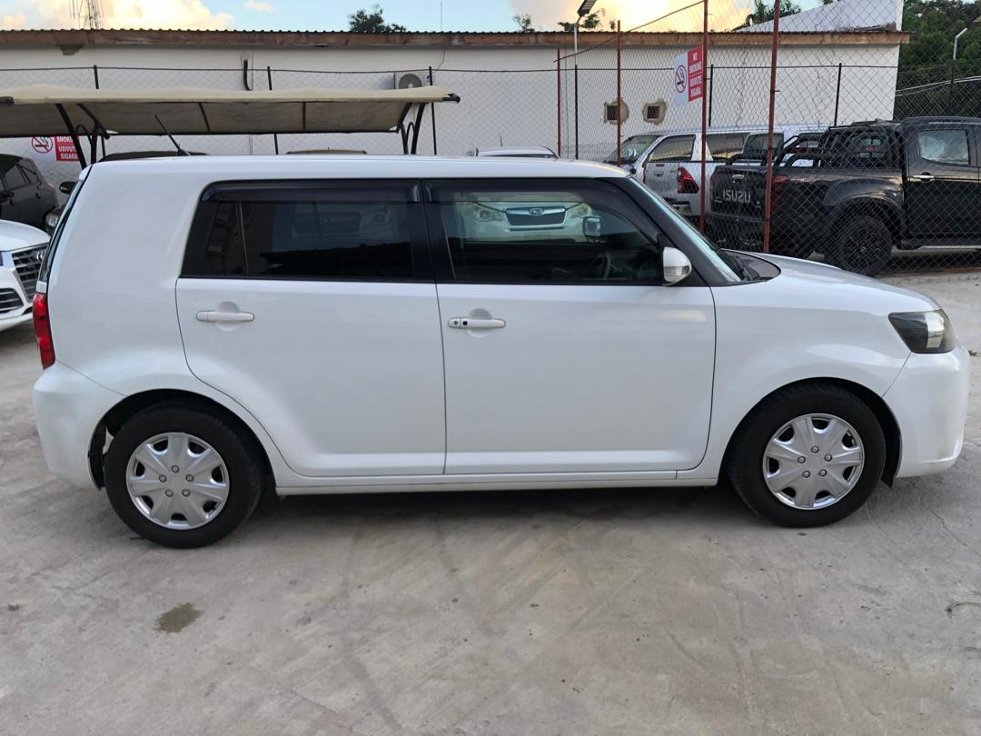 979. TOYOTA RUMION 1.5G 2009