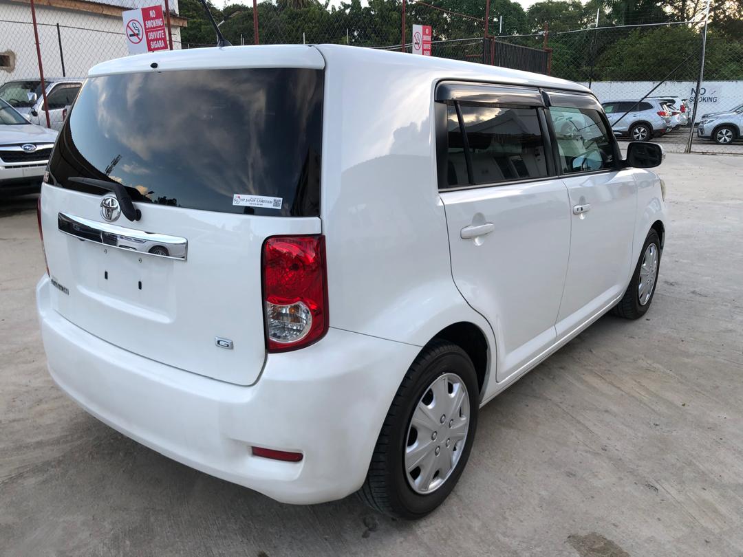 979. TOYOTA RUMION 1.5G 2009