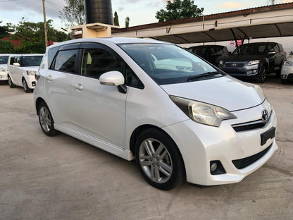 980. TOYOTA RACTIS S 2013