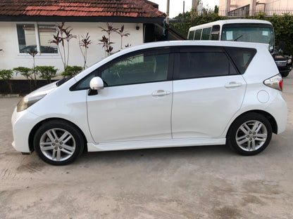 980. TOYOTA RACTIS S 2013