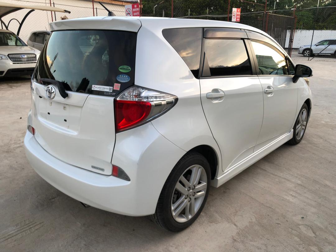 980. TOYOTA RACTIS S 2013