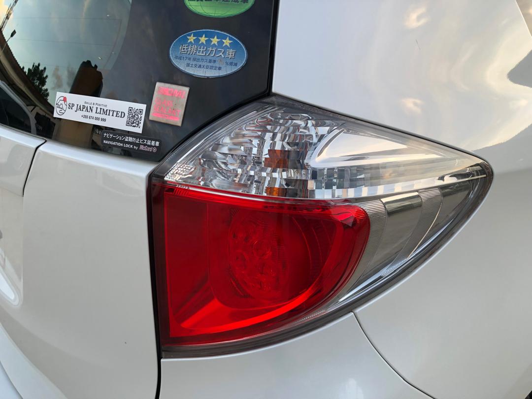 980. TOYOTA RACTIS S 2013
