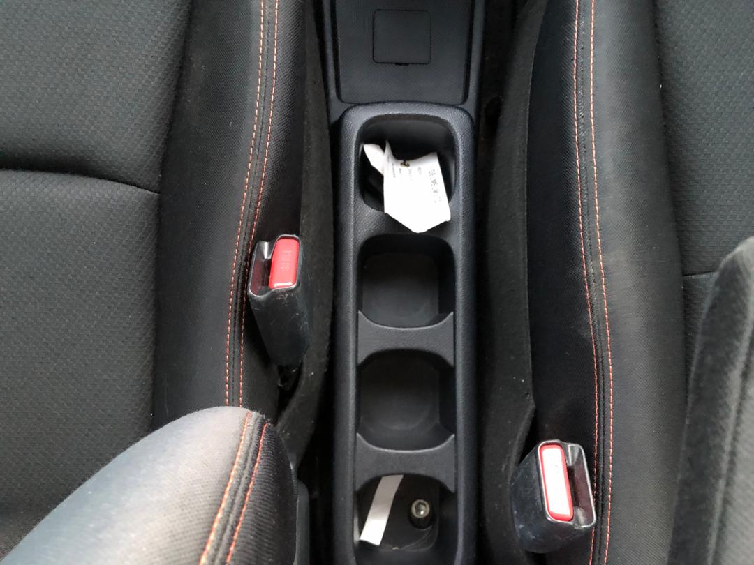 980. TOYOTA RACTIS S 2013