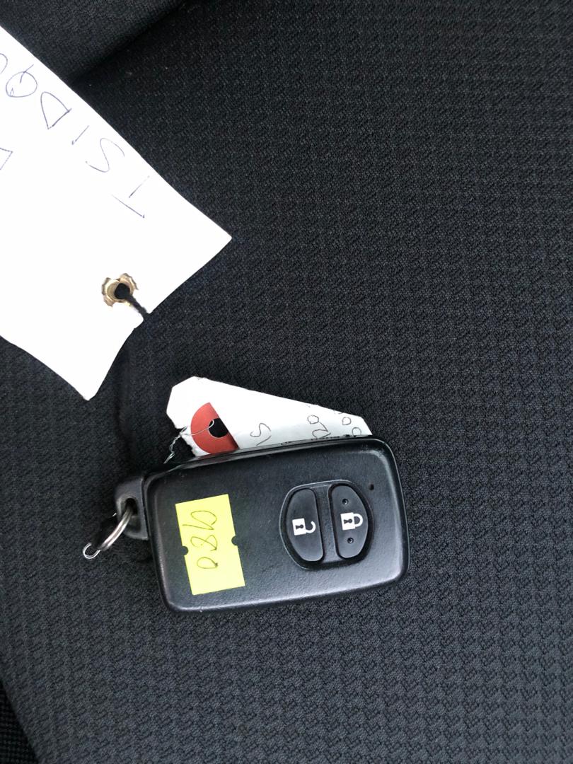 980. TOYOTA RACTIS S 2013