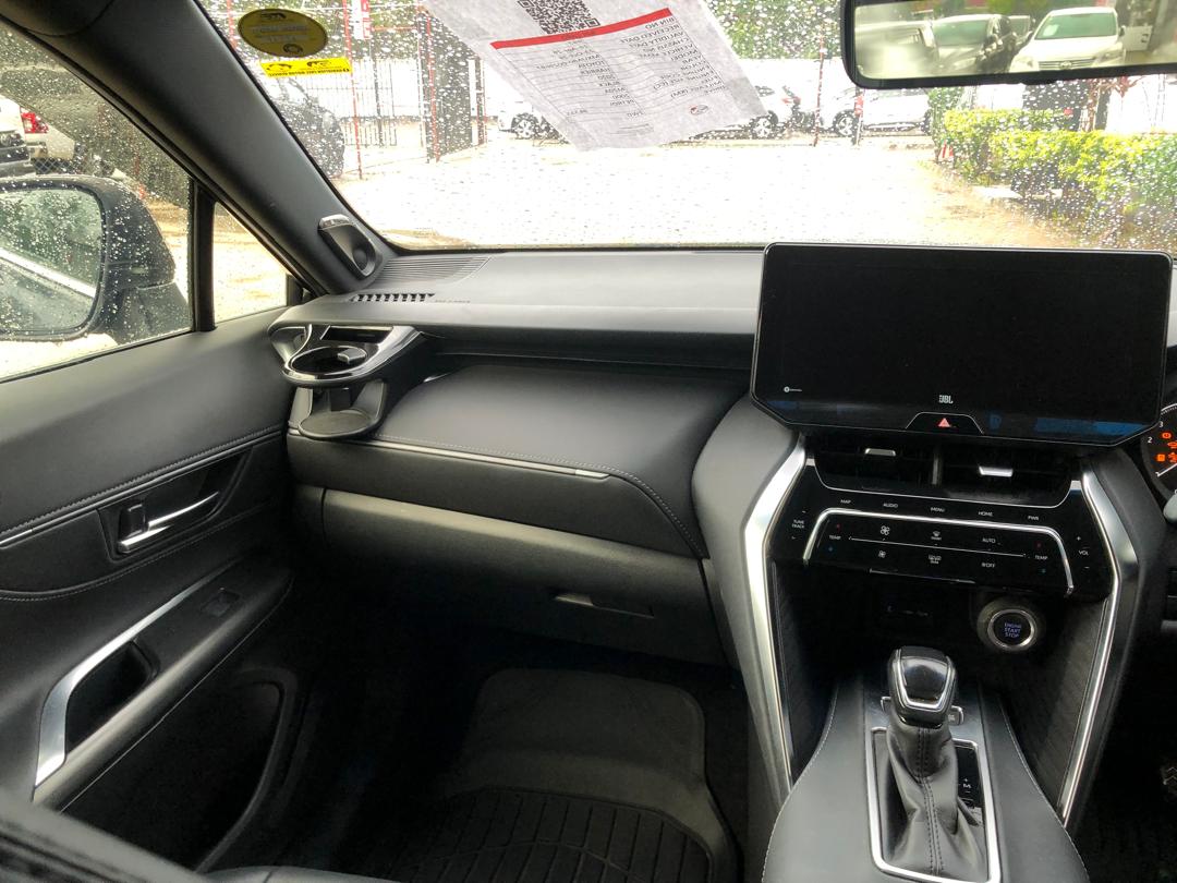 997. TOYOTA HARRIER Z 2020