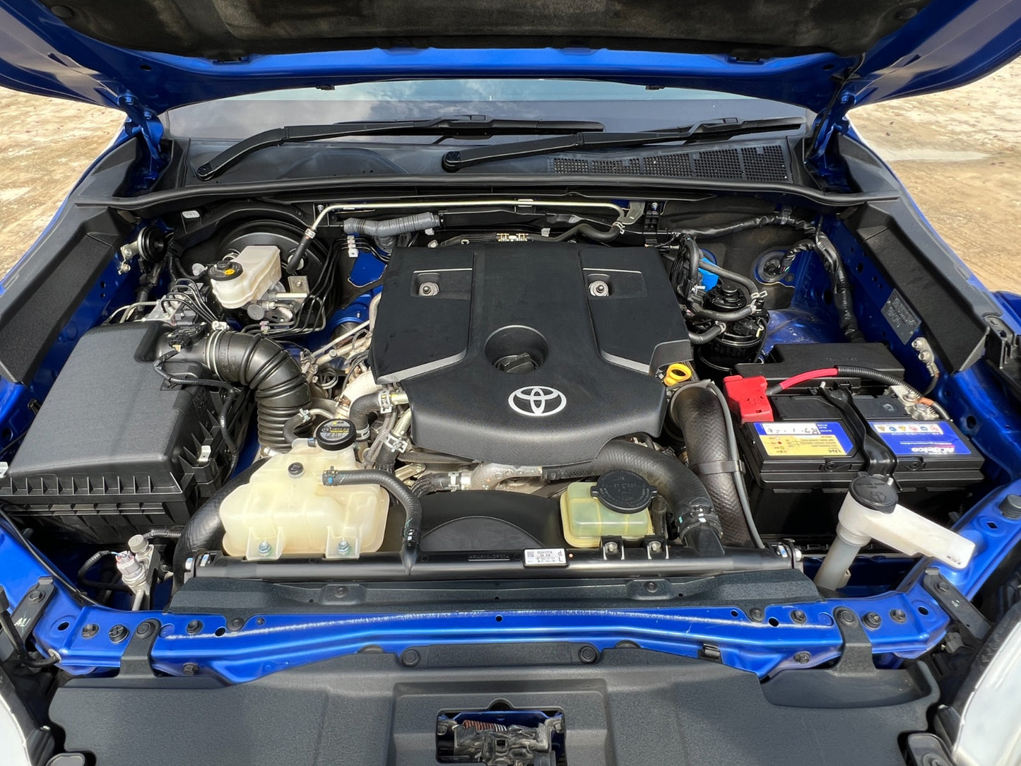 983. TOYOTA HILUX X WINCH ROLL BAR 2019/Milage: 27,200 Km