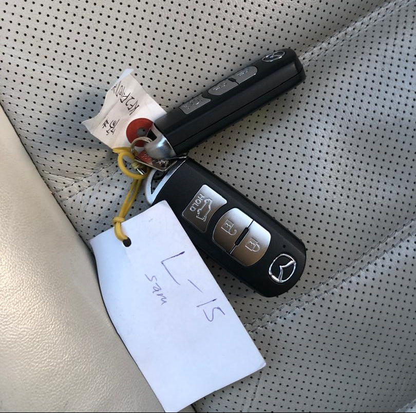 1028 CX-5 XD L package  white genuine leather seat