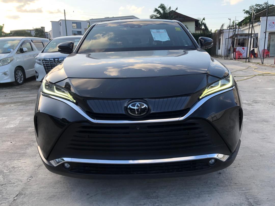 1027 TOYOTA HARRIER Z 2021 / Milage: 38,390 Km