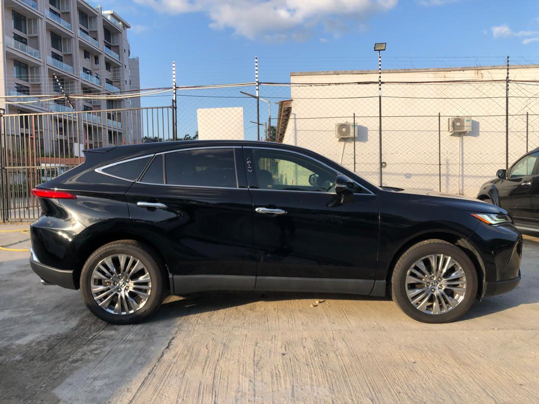 1027 TOYOTA HARRIER Z 2021 / Milage: 38,390 Km